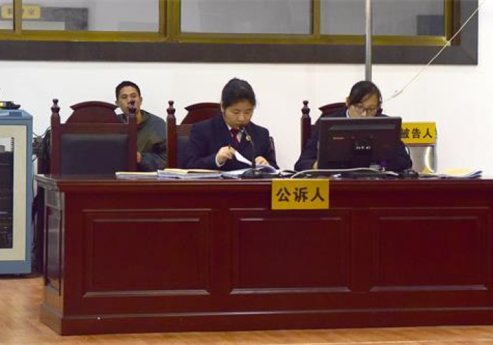 教教大家“逮狗腿到底是不是挂”详细外挂安装步骤