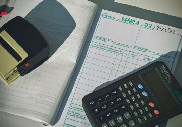 给大家讲解“微信炸 金花房卡链接购买”详细房卡使用教程