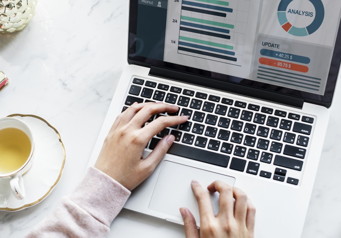 一分钟介绍使用“微信炸 金花房卡在哪里购买”获取房卡教程-哔哩哔哩