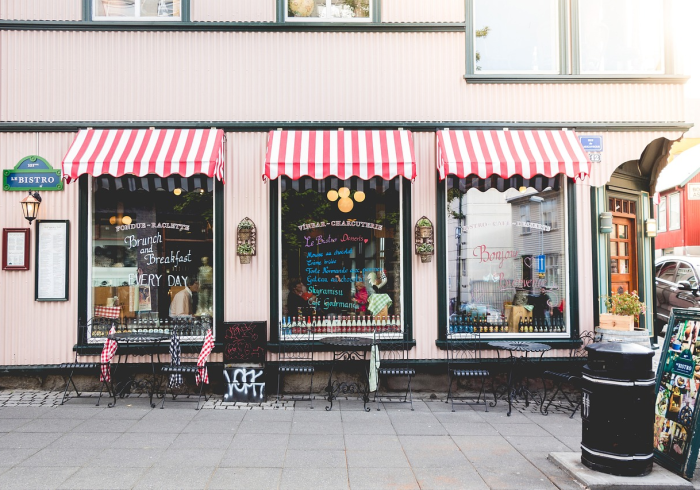 给大家讲解“青龙大厅在哪里买房卡”购买房卡介绍